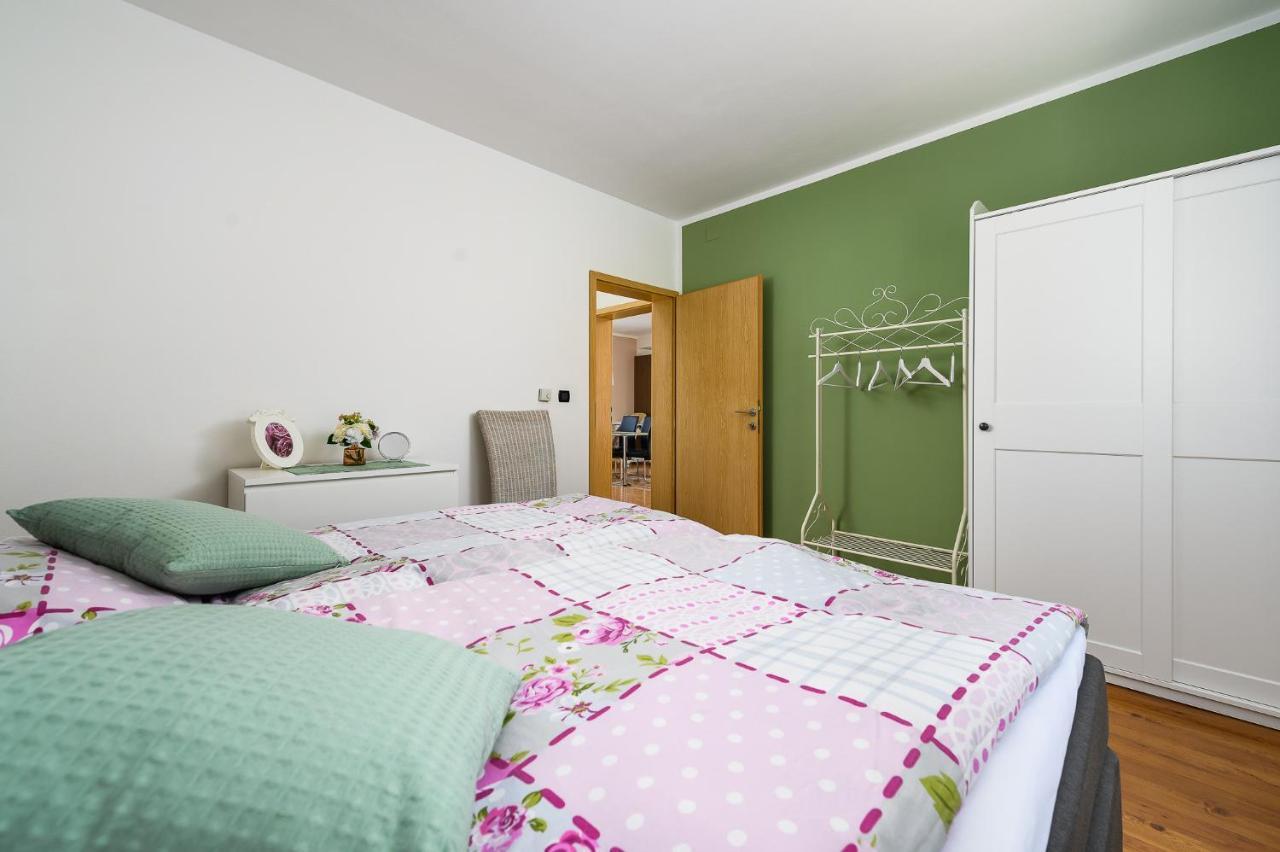 Villa Elisa Kaštelir Екстериор снимка