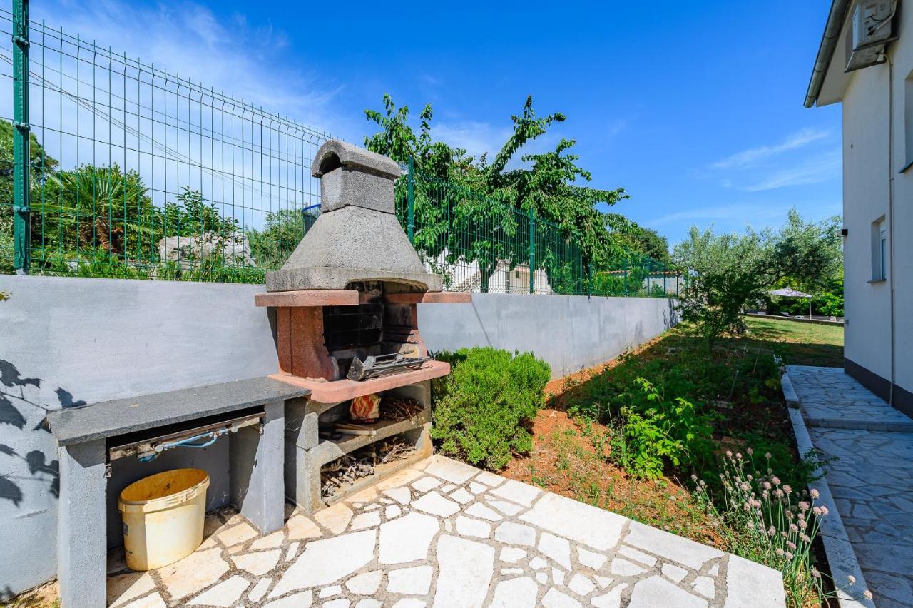 Villa Elisa Kaštelir Екстериор снимка